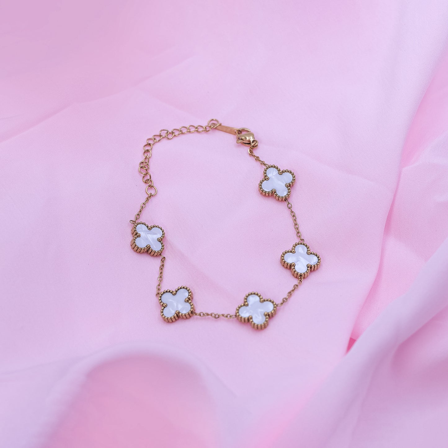 Clover Leaf Bracelet - White
