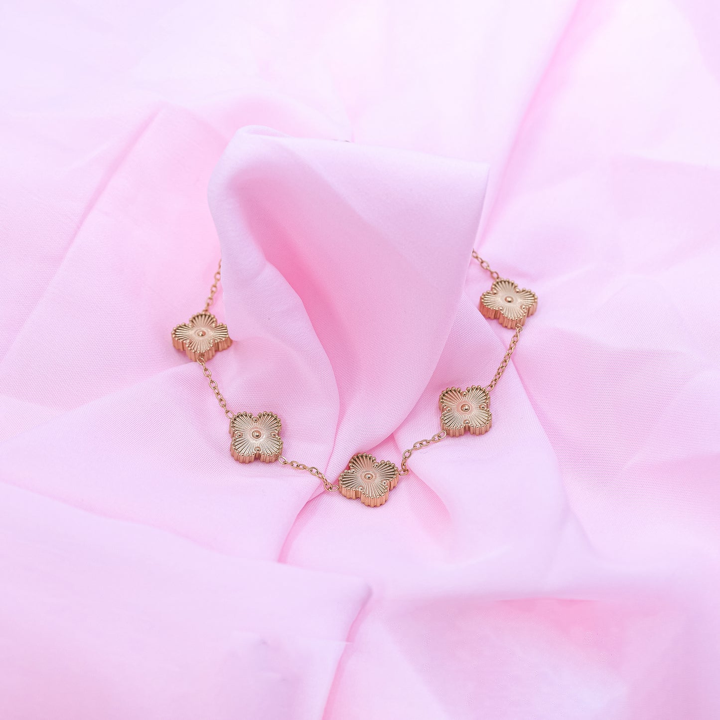 Clover Leaf Bracelet- Gold