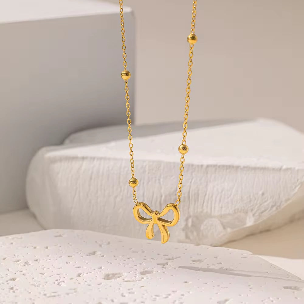 Bow & Beads