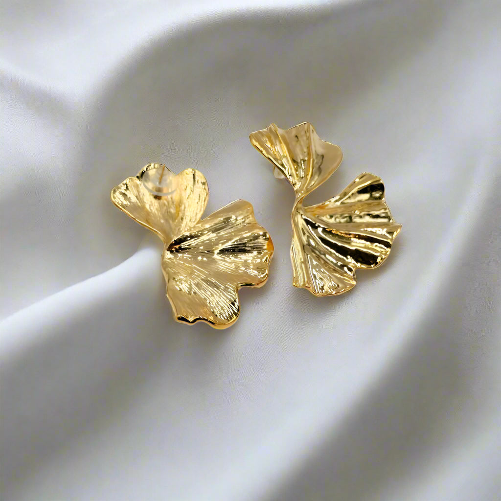 Torsion Earring