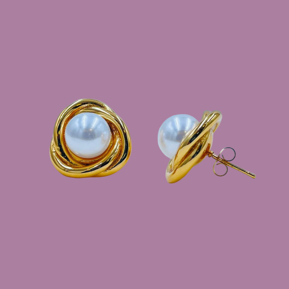 Pearl Bloom Stud
