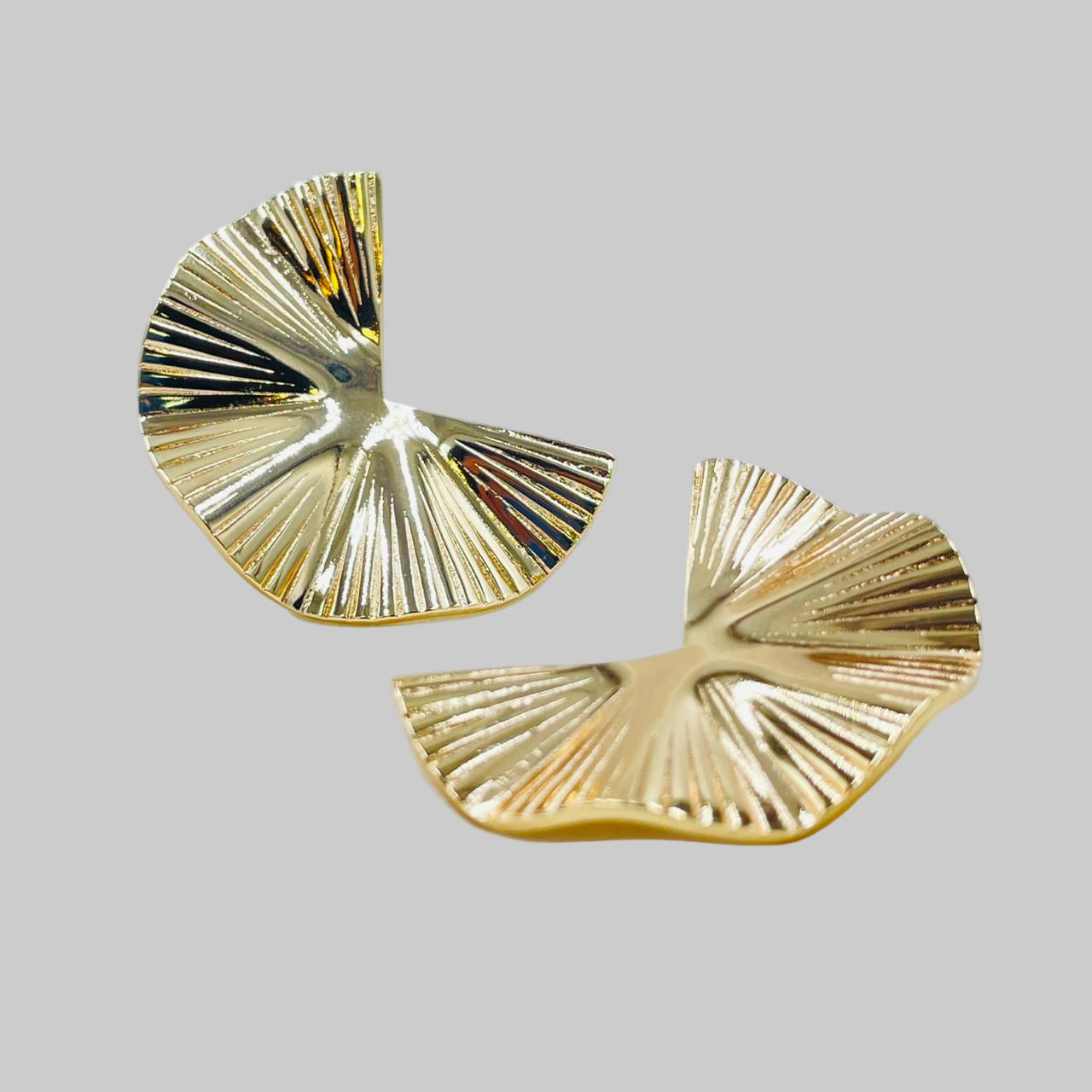C-Shape Studs
