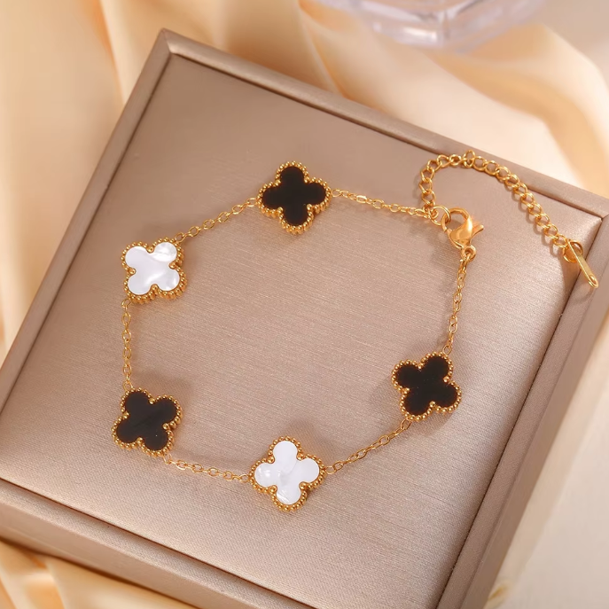 Gold Clover Eclipse