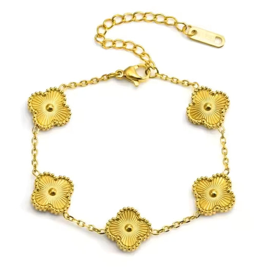 Clover Leaf Bracelet- Gold