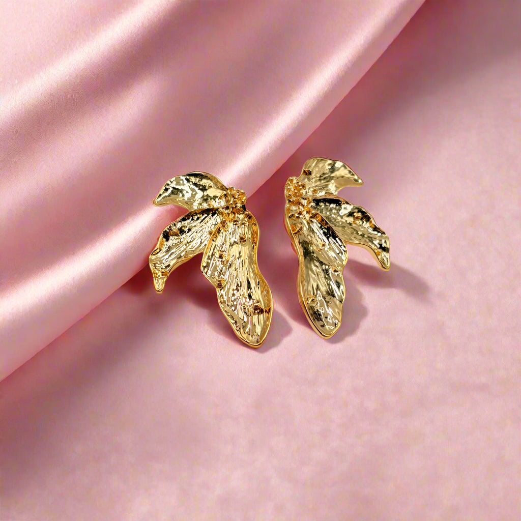 Petal Dusk Earring