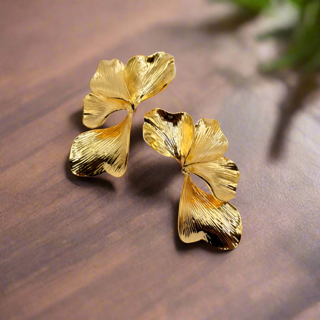 Petal Arc Earring