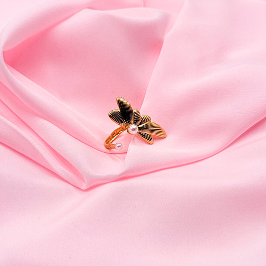 Radiant Fleur With Opal Glow