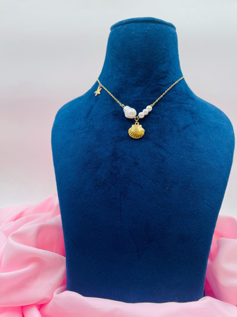 Starlight Shell Necklace